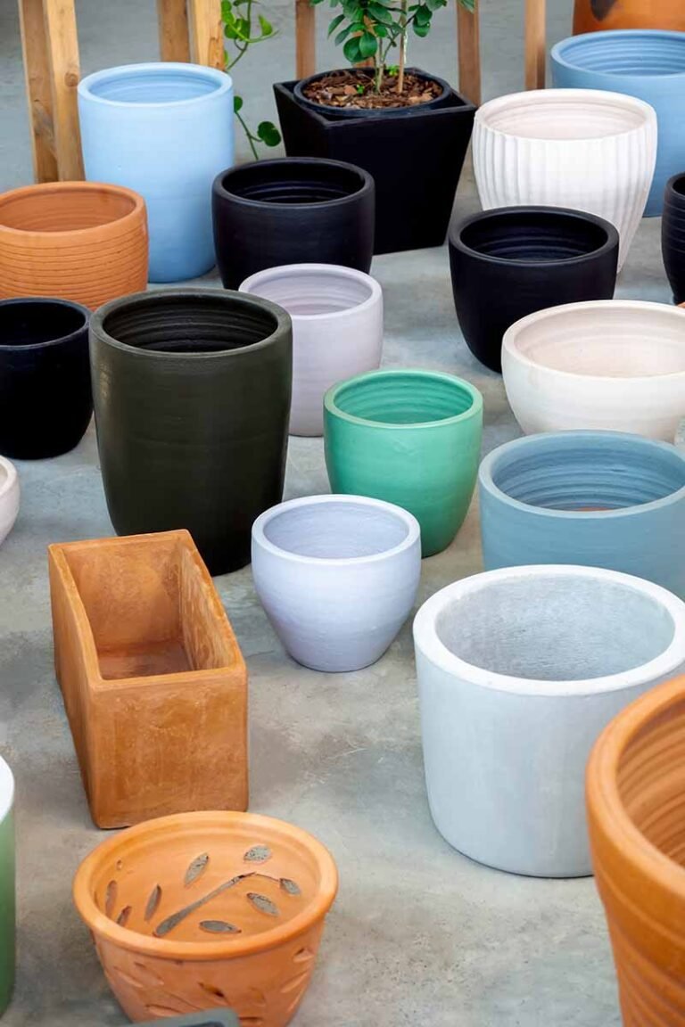 Collection-of-Pots-a-Garden-Center